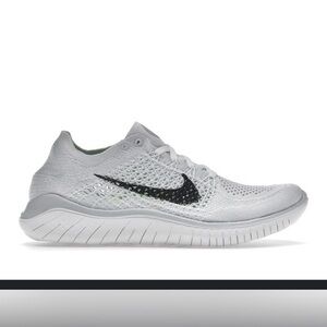 Nike shoes gym free RN fly knit gray light gray gym shoe size 6‎ used women’s